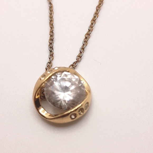 WOMENS DIAMOND PENDENT NECKLACE - Picture 2 of 3